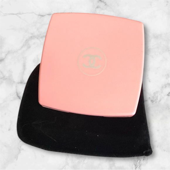 CHANEL Pink Blush Compact - Picture 5 of 6